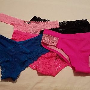 Victoria's Secret  5 pairs NWOT Medium